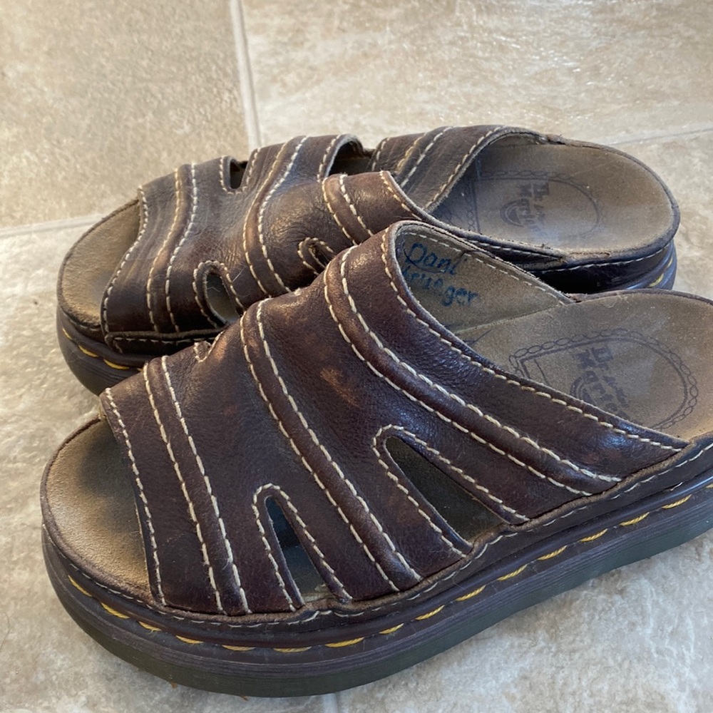 Dr Martens women’s sandals
